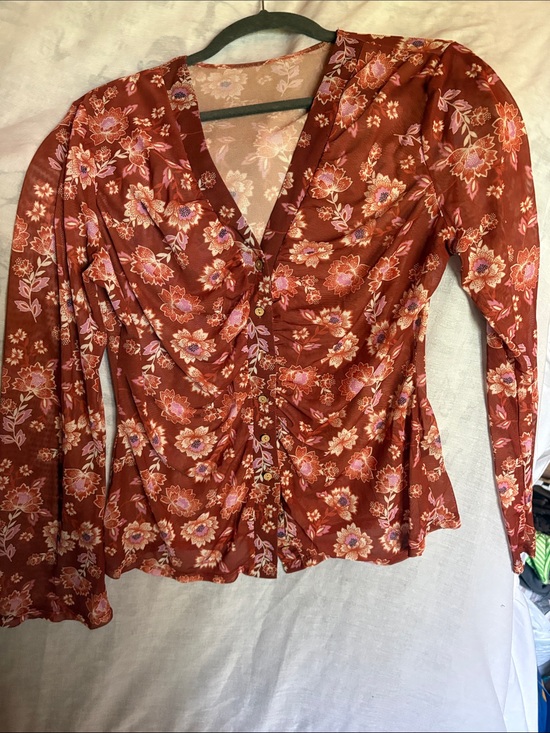 SHEIN Tops - SHEIN Rust Floral Ruched V-Neck Blouse